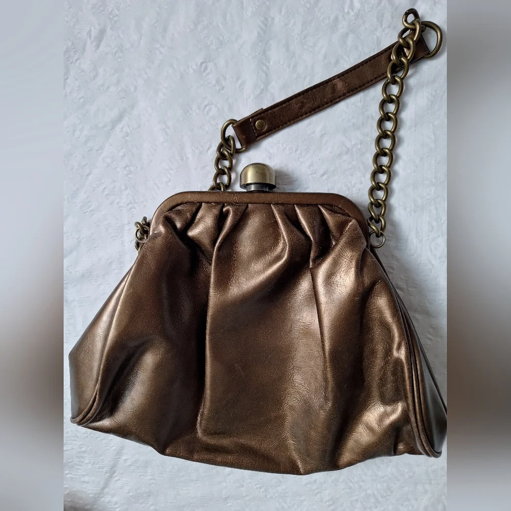 Chic Brown Shoulder Bag